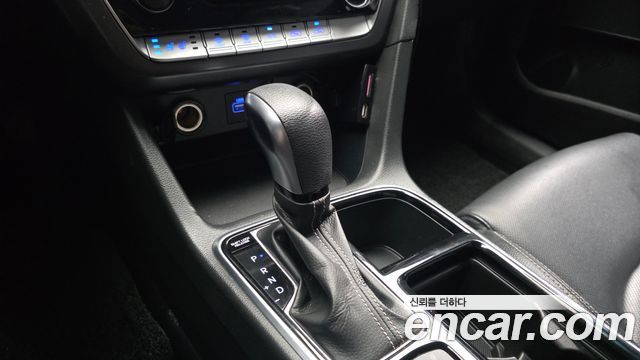 Hyundai Sonata New Rise LPI Taxi Style 2020 — фото 9