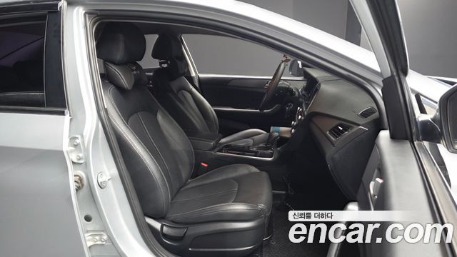 Hyundai Sonata New Rise LPI Taxi Style 2020 — фото 26