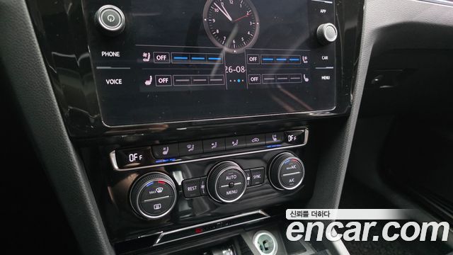 Volkswagen Passat GT (B8) 2.0 TDI 4Motion Prestige 2018 — фото 17