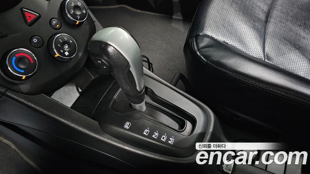 Chevrolet Aveo Sedan 1.4 Turbo L 2018 — фото 9