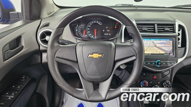 Chevrolet Aveo Sedan 1.4 Turbo L 2018 — фото 13