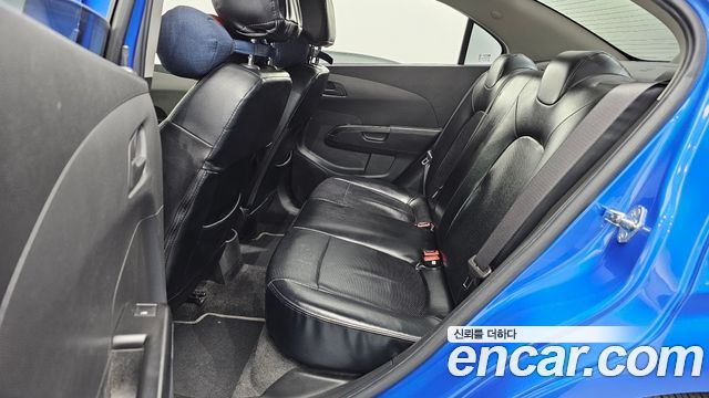 Chevrolet Aveo Sedan 1.4 Turbo L 2018 — фото 26