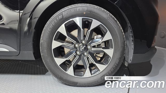 Kia Carnival (IV) Gasoline 9-Seater Noblesse 2023 — фото 21