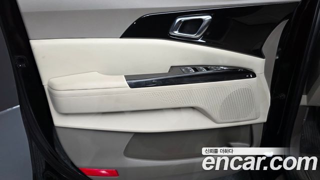 Kia Carnival (IV) Gasoline 9-Seater Noblesse 2023 — фото 24