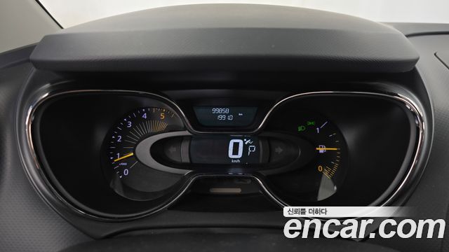 Renault Korea QM3 RE 2015 — фото 7