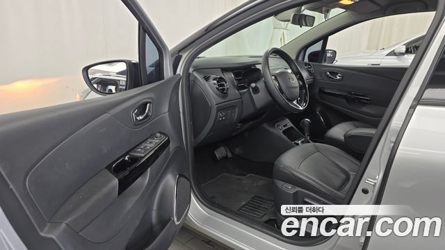 Renault Korea QM3 RE 2015 — фото 9