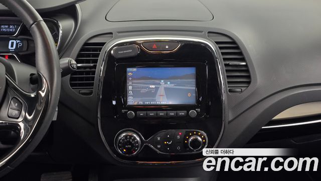 Renault Korea QM3 RE 2015 — фото 15