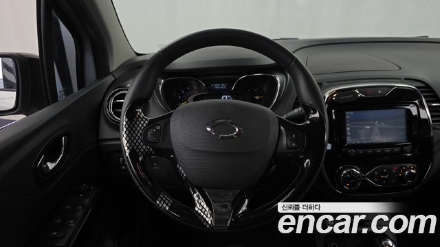 Renault Korea QM3 RE 2015 — фото 16