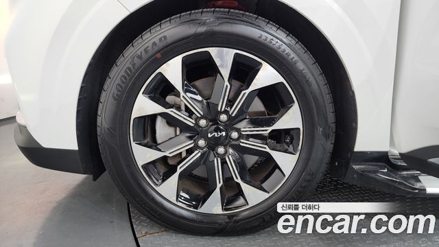 Kia Carnival (IV) Gasoline 7-Seater Noblesse 2021 — фото 5