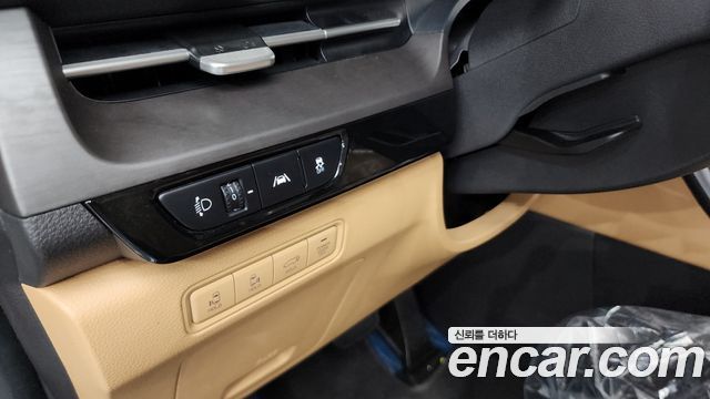 Kia Carnival (IV) Gasoline 7-Seater Noblesse 2021 — фото 28