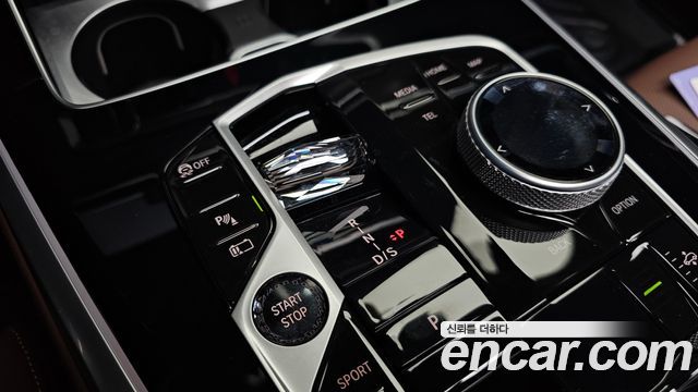 BMW X5 (G05) xDrive 50e M Sport 2024 — фото 9
