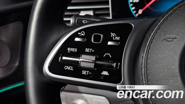 Mercedes-Benz GLE-Class (W167) GLE350e 4MATIC 2022 — фото 34