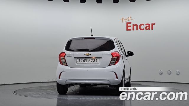Chevrolet Spark LT 2021 — фото 4