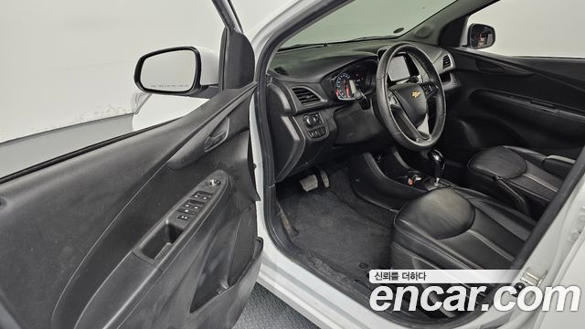 Chevrolet Spark LT 2021 — фото 10