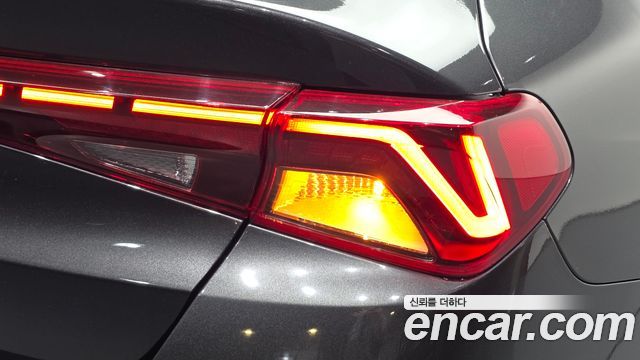Kia K5 (III) 2.0 Noblesse 2020 — фото 23