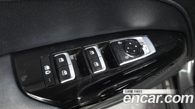 Kia K5 (III) 2.0 Noblesse 2020 — фото 31