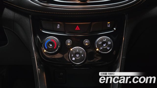 Chevrolet Trax 1.6 Diesel Premier 2018 — фото 18