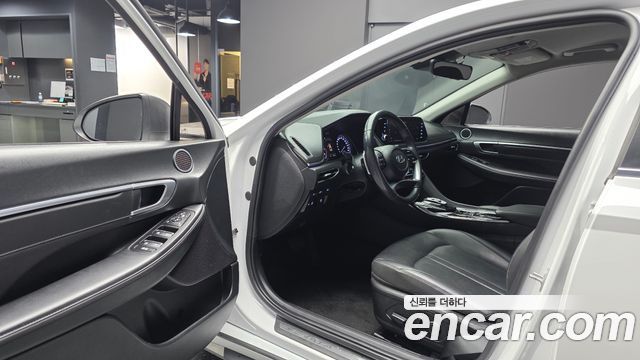 Hyundai Sonata (DN8) 2.0 LPG(rental car) Premium 2023 — фото 10