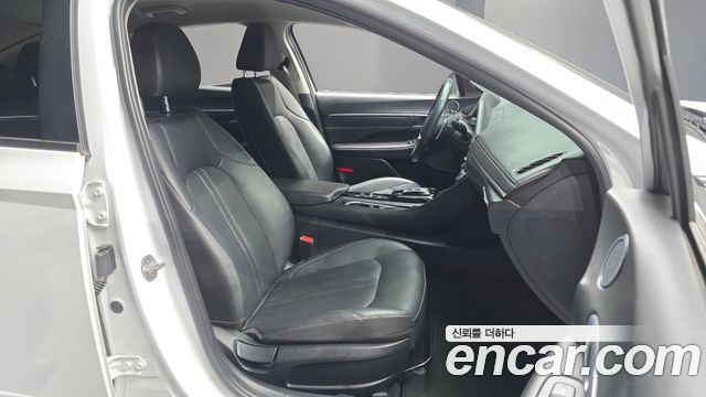 Hyundai Sonata (DN8) 2.0 LPG(rental car) Premium 2023 — фото 11