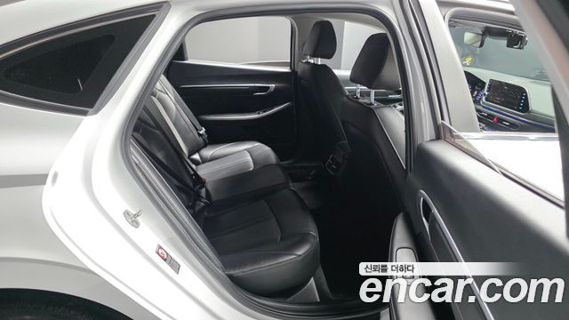 Hyundai Sonata (DN8) 2.0 LPG(rental car) Premium 2023 — фото 12