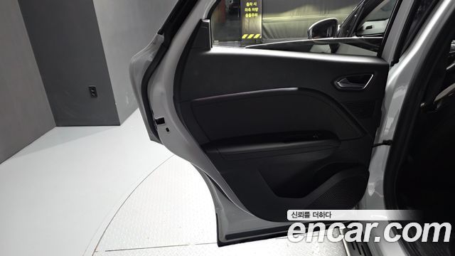 Renault Korea Captur 1.3 TCe Edition Paris 2020 — фото 25
