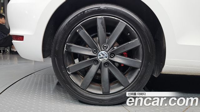 Volkswagen Golf (VI) 2.0 TDI Cabriolet 2013 — фото 5