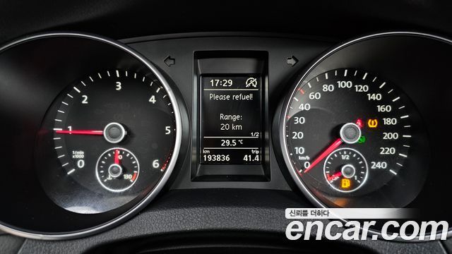 Volkswagen Golf (VI) 2.0 TDI Cabriolet 2013 — фото 8