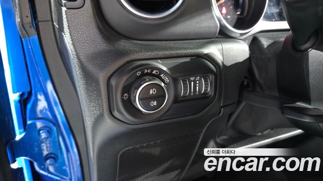 Jeep Wrangler (JL) 2.0 Overland Power Top 4Door 2021 — фото 15