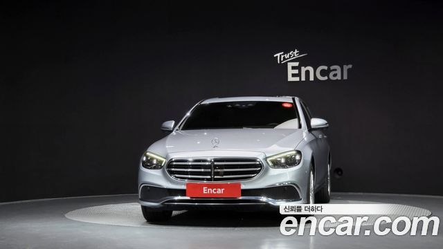 Mercedes-Benz E-Class (W213) E220d 4MATIC Exclusive 2021 — фото 3