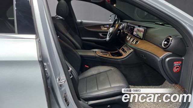 Mercedes-Benz E-Class (W213) E220d 4MATIC Exclusive 2021 — фото 15