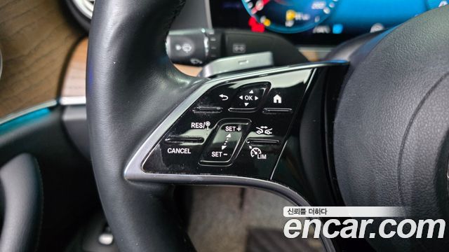 Mercedes-Benz E-Class (W213) E220d 4MATIC Exclusive 2021 — фото 38
