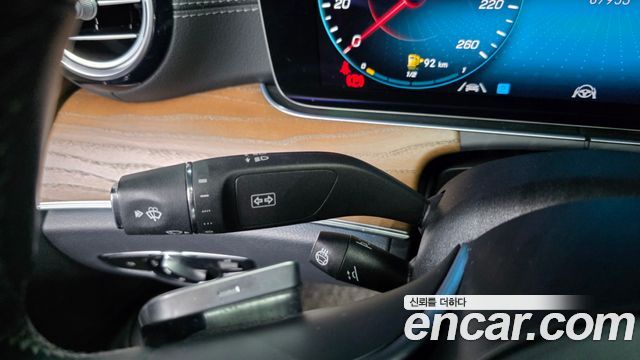 Mercedes-Benz E-Class (W213) E220d 4MATIC Exclusive 2021 — фото 42
