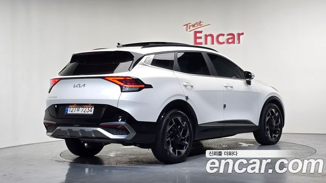 Kia Sportage (V) Gasoline 1.6 Turbo 2WD Signature 2023 — фото 2