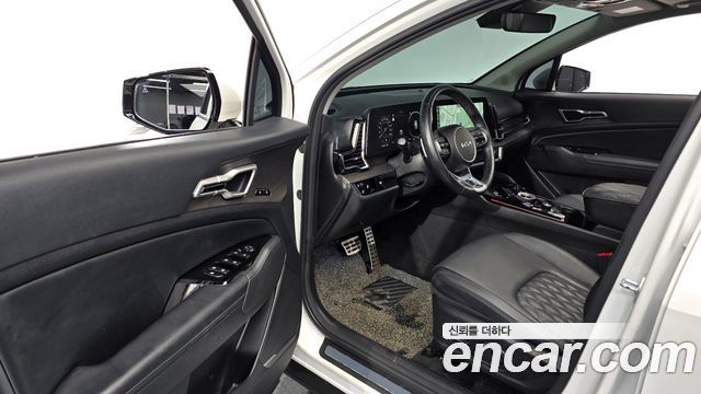 Kia Sportage (V) Gasoline 1.6 Turbo 2WD Signature 2023 — фото 10