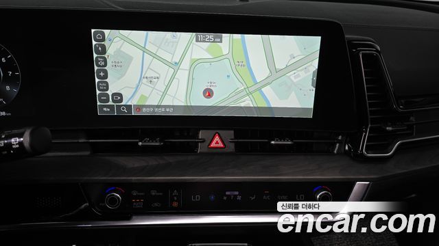 Kia Sportage (V) Gasoline 1.6 Turbo 2WD Signature 2023 — фото 12