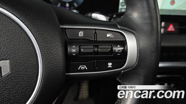 Kia Sportage (V) Gasoline 1.6 Turbo 2WD Signature 2023 — фото 15
