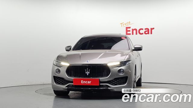 Maserati Levante 3.0 Diesel AWD Sport 2017 — фото 3