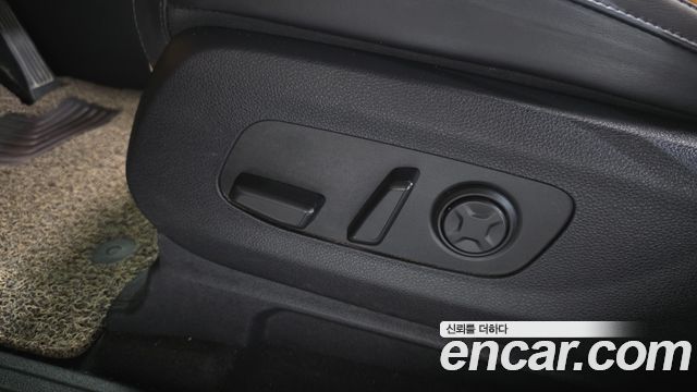 Kia Carnival (IV) Diesel 9-Seater Noblesse 2023 — фото 31