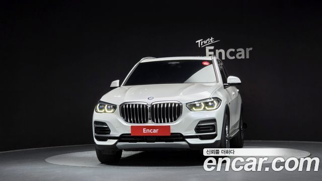 BMW X5 (G05) xDrive 45e xLine 2023 — фото 3