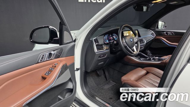 BMW X5 (G05) xDrive 45e xLine 2023 — фото 10