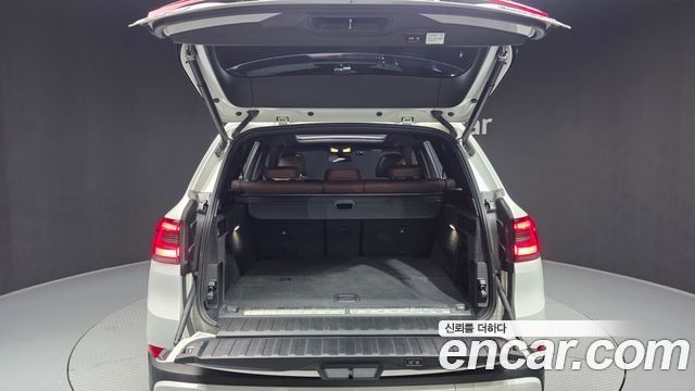 BMW X5 (G05) xDrive 45e xLine 2023 — фото 24