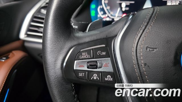 BMW X5 (G05) xDrive 45e xLine 2023 — фото 38
