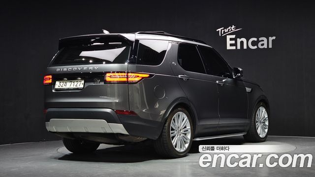 Land Rover Discovery 5 3.0 TD6 Launch Edition 2017 — фото 2