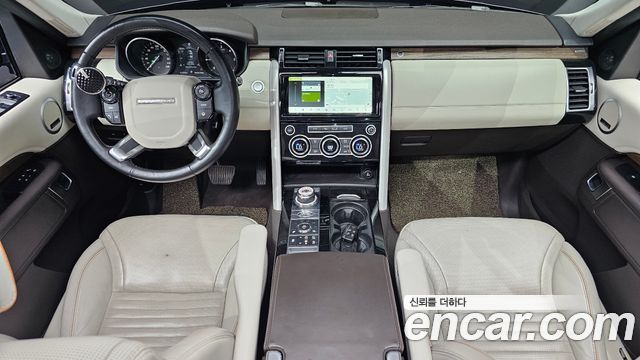 Land Rover Discovery 5 3.0 TD6 Launch Edition 2017 — фото 7