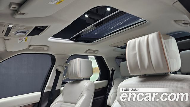 Land Rover Discovery 5 3.0 TD6 Launch Edition 2017 — фото 14