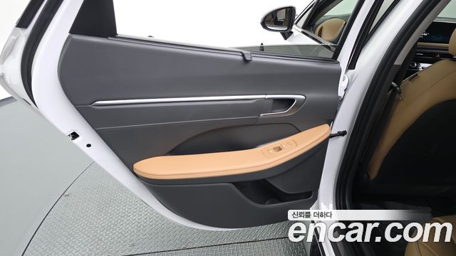 Hyundai Sonata (DN8) 2.0 Inspiration 2022 — фото 31