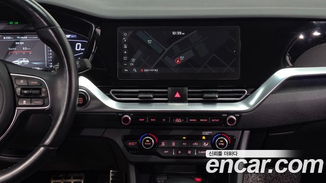 Kia Niro 1.6 HEV Noblesse Special 2020 — фото 14
