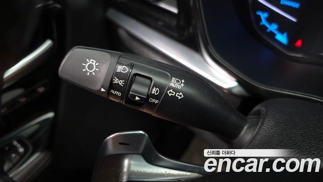 Kia Niro 1.6 HEV Noblesse Special 2020 — фото 18