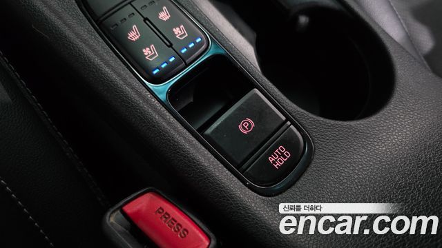 Kia Niro 1.6 HEV Noblesse Special 2020 — фото 28