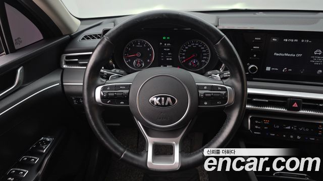 Kia K5 (III) 2.0 Prestige 2020 — фото 13